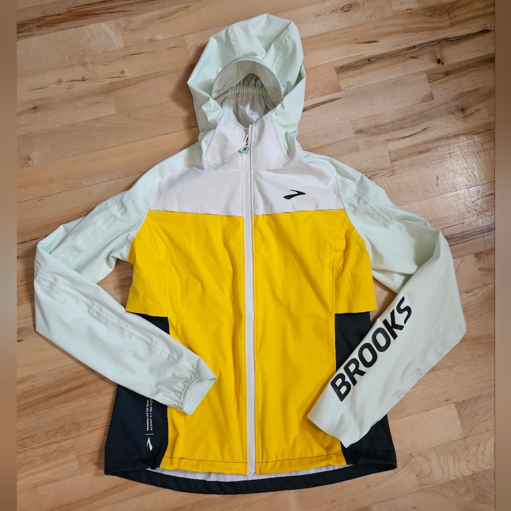 Brooks Colorblock Hooded Running Jacket - Yellow & Mint